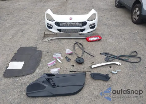 2019 Fiat 124 Spider Classica из США, поврежденный, VIN JC1NFAEK2K0142516